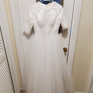 Wedding dress